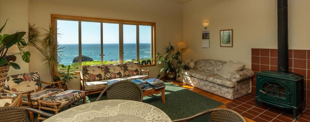 Turtle Rocks Oceanfront Inn Trinidad Ngoại thất bức ảnh